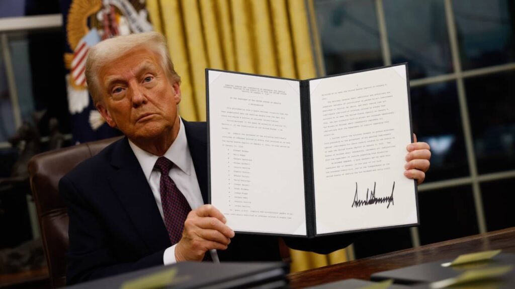 Trump Signs Crypto Executive Order 1.jpg