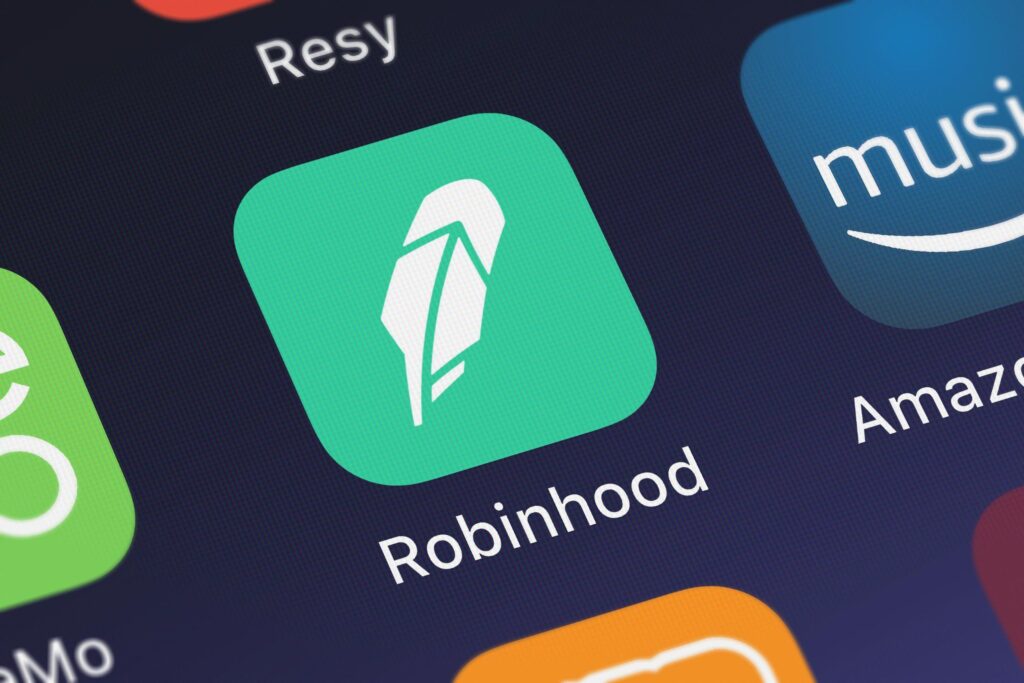 1639475447 robinhood.jpg