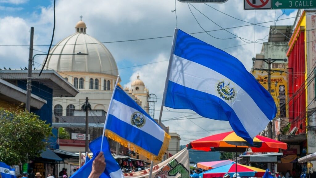 El salvador bitcoin.jpg