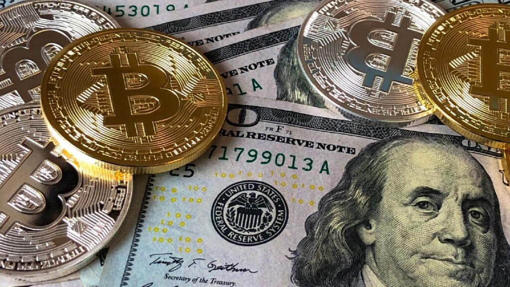 Money laundering crypto david mcbee pexels large 1643876354988.jpg