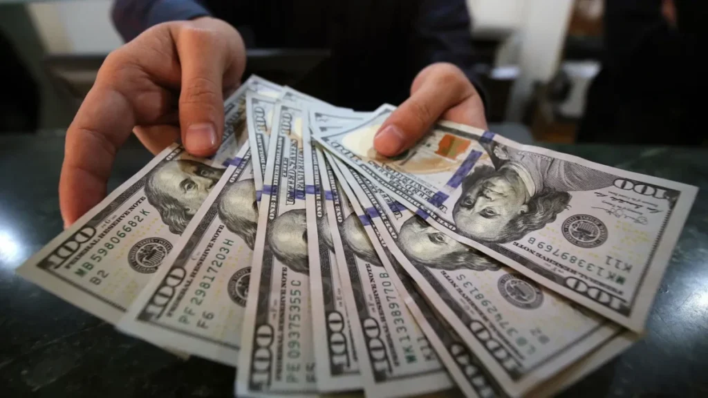 Usdollars inflation e1691487420663.webp.webp