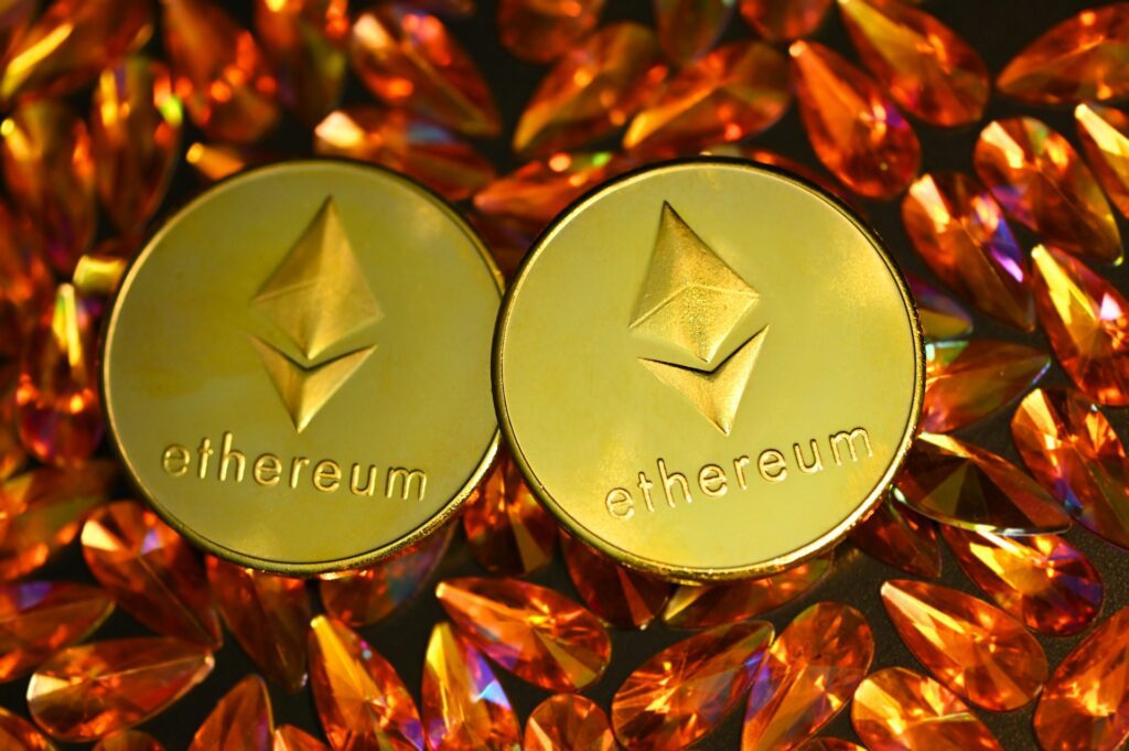 Ethereum b8b9c6.jpg