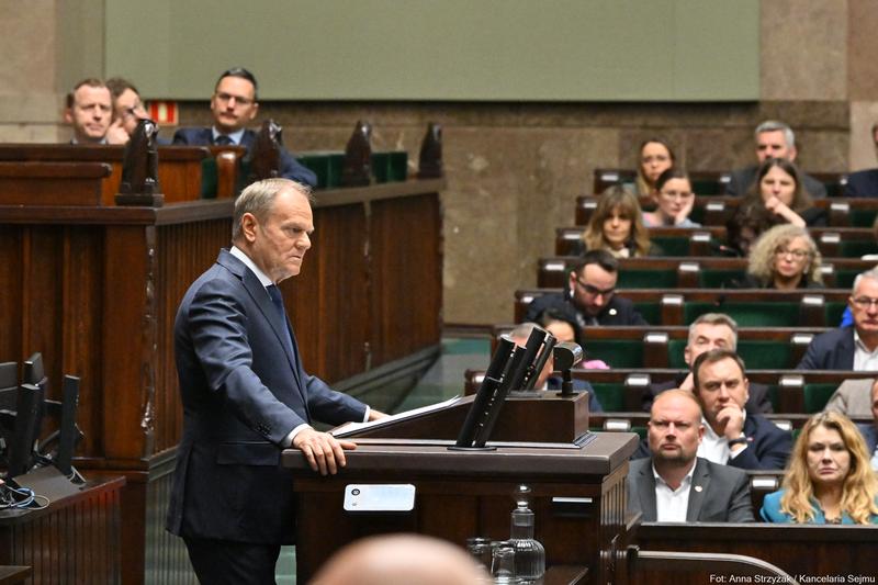 Tusk Fails in Attempt to Override Presidential Veto on Crypto Regulations Despite Call for National Security