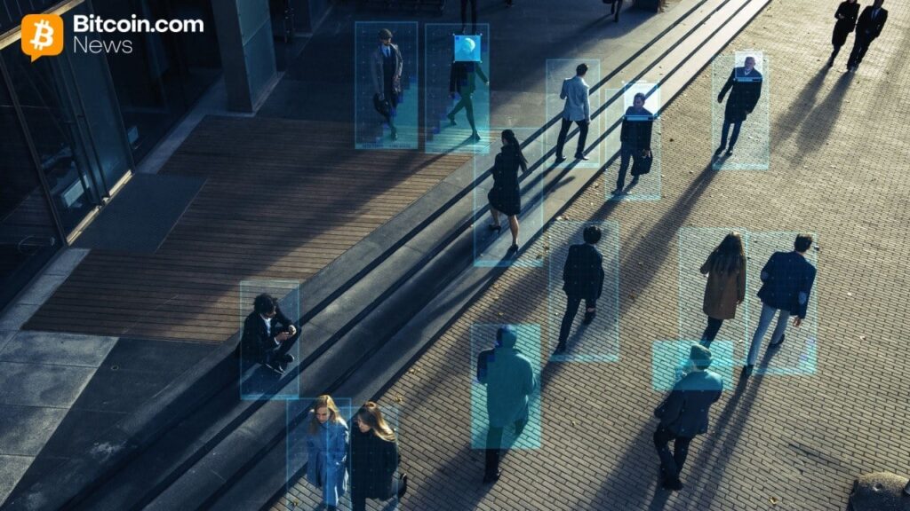 Privacy is Back: Why XMR and ZEC Won the 2025 Crypto Wild Ride